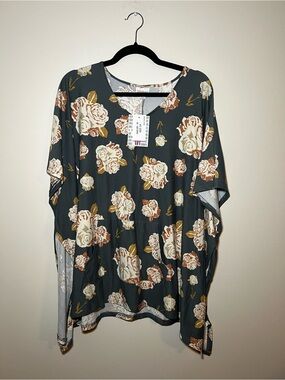 LuLaRoe Shelby Lightweight Poncho